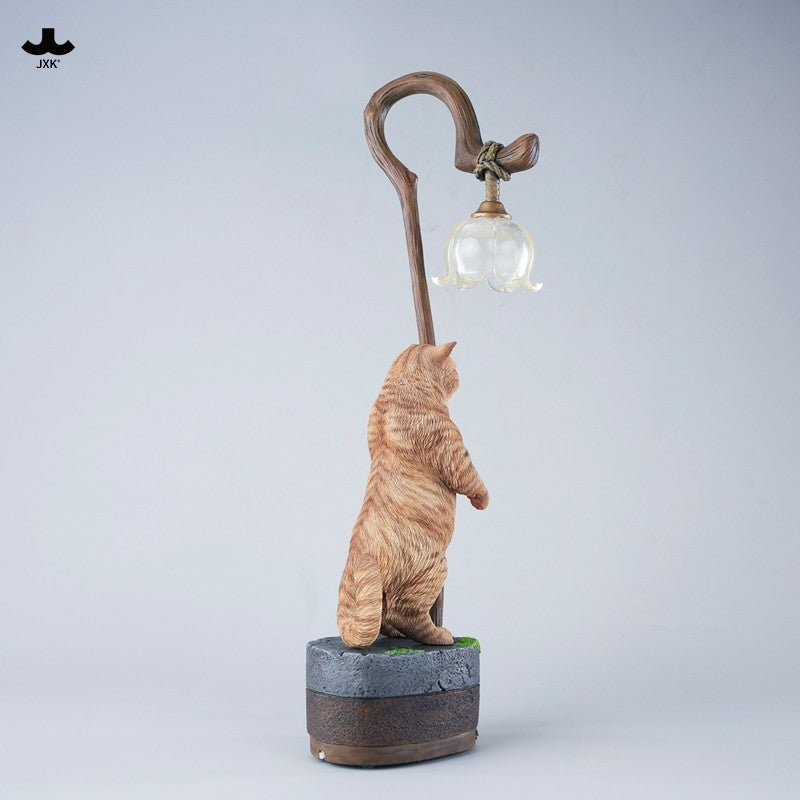 JXK342 すずらんと猫の樹脂フィギュアランプ（LEDライト付き）