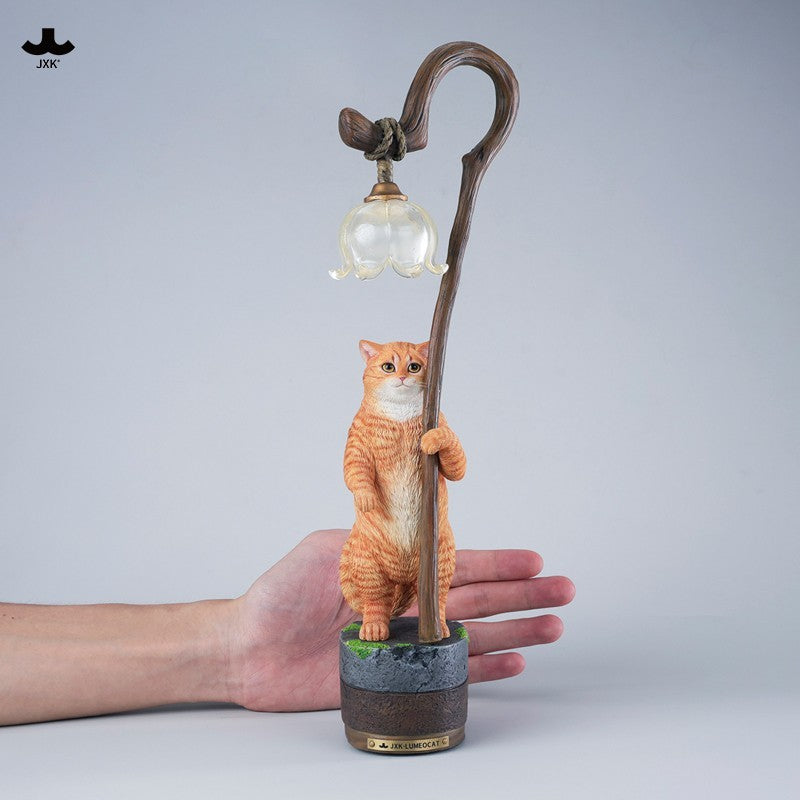 JXK342 すずらんと猫の樹脂フィギュアランプ（LEDライト付き）