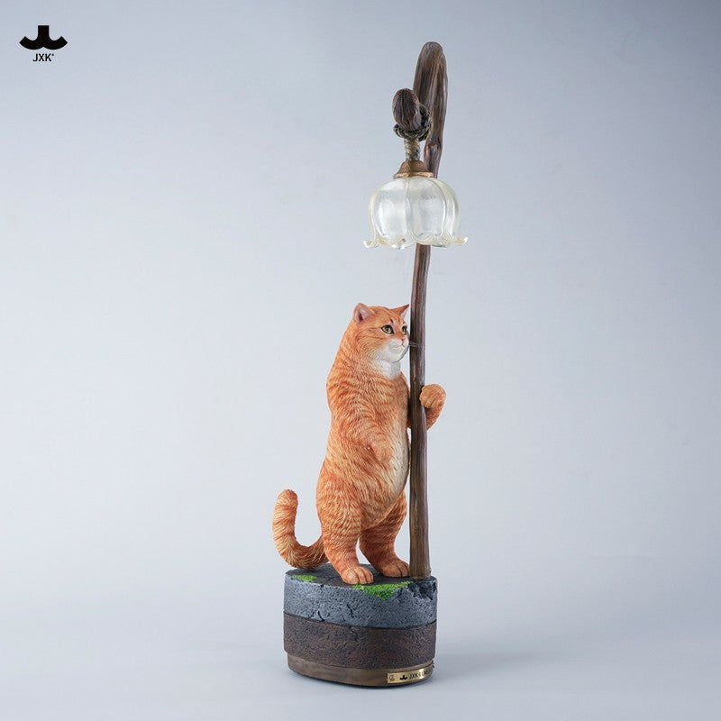 JXK342 すずらんと猫の樹脂フィギュアランプ（LEDライト付き）