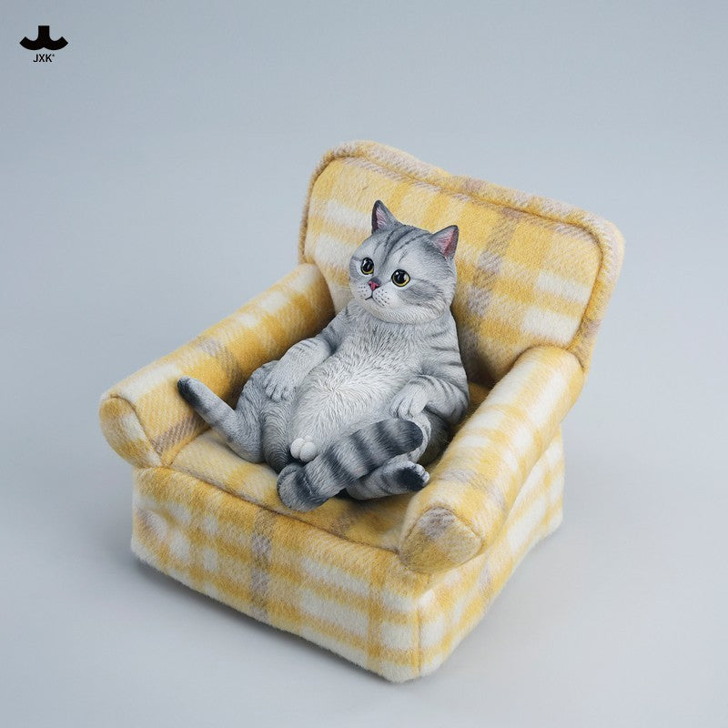 JXK350 ソファでくつろぐ猫 樹脂・布製フィギュア（全3種）